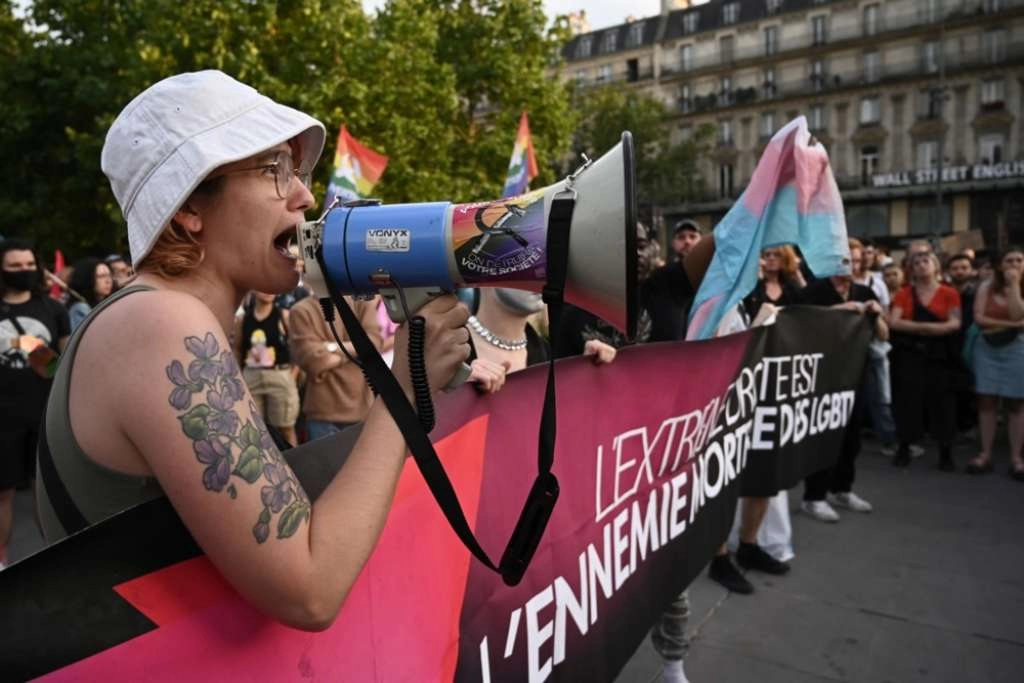Protesti u Parizu protiv izborne pobjede krajnje desnice